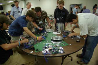 Participants integrating their experiments during RockOn